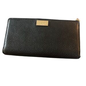 Kate Spade black pebble leather bifold wall